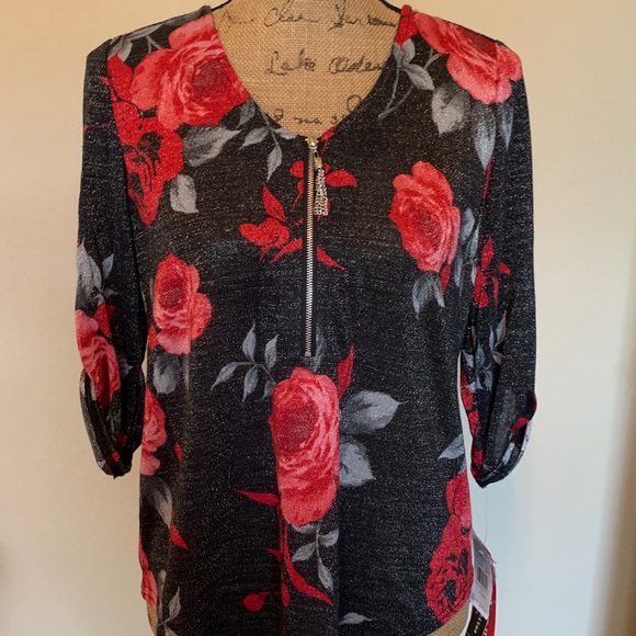 Cathy Petite | Tops | Host Pick Beautiful Petite Topnwt | Poshmark